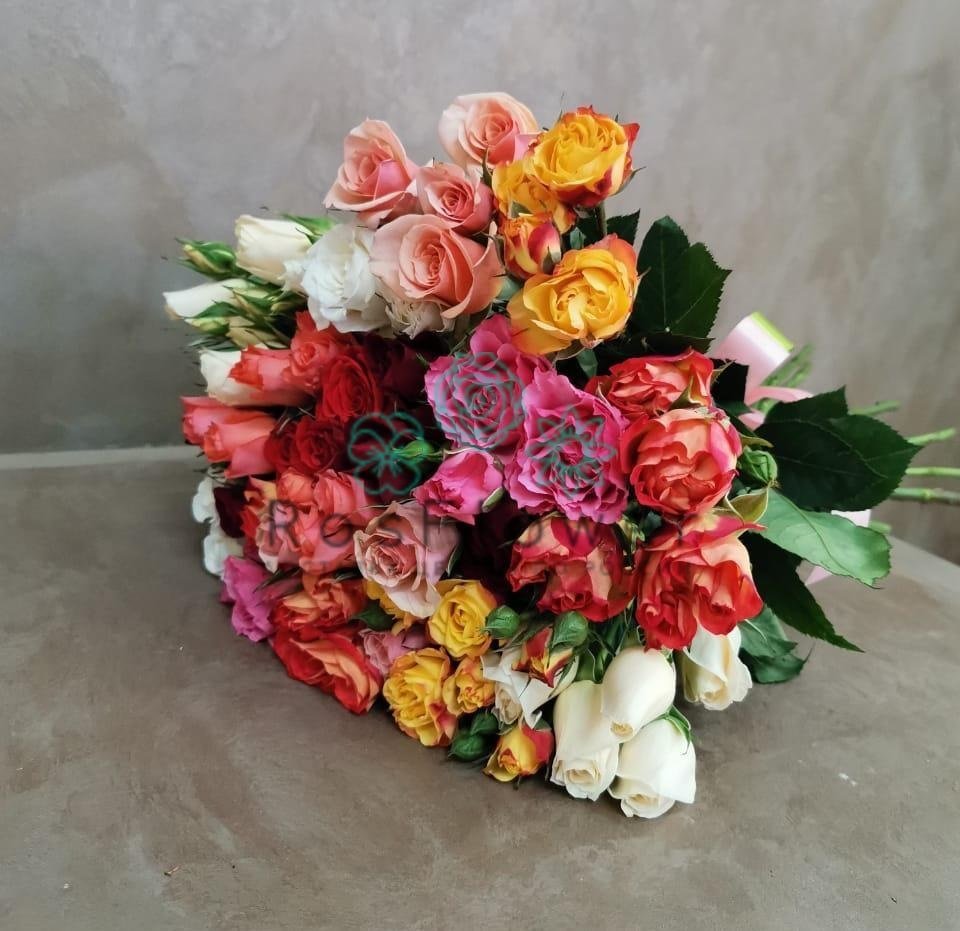 Букет цветов из: Розы в Дровосеки