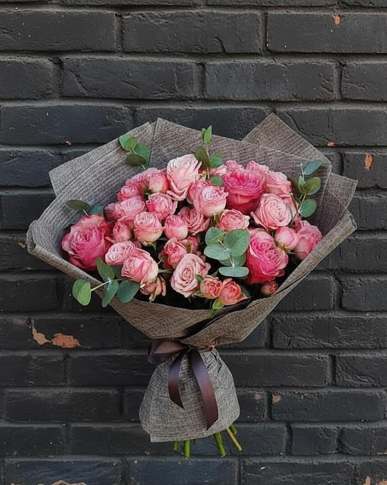 Букет цветов из: Розы в Дровосеки