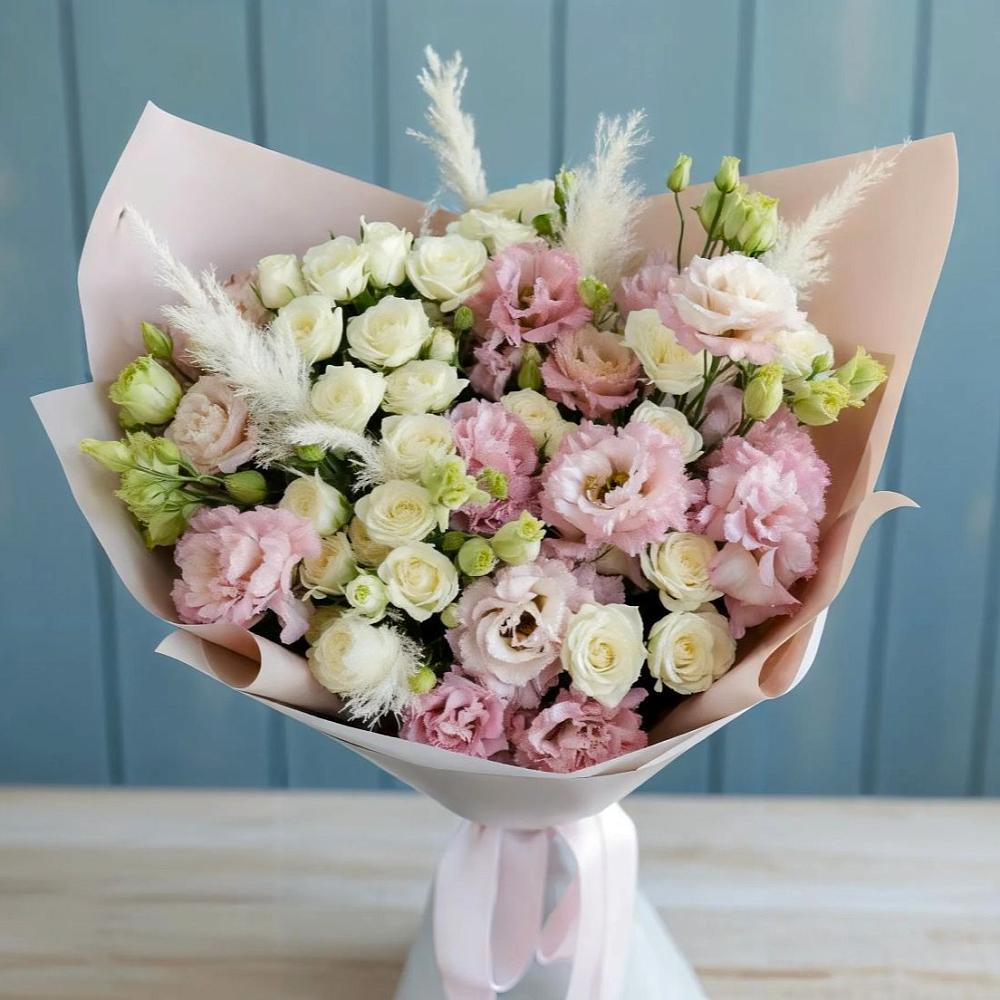 Букет цветов из: Альстромерии и Розы в Дровосеки