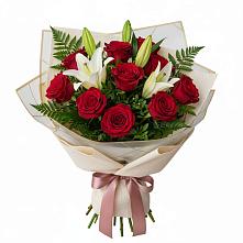 Букет цветов из:  Лилии и Розы в Дровосеки