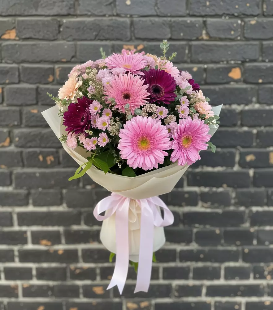Букет цветов из: Герберы и Хризантемы в Дровосеки
