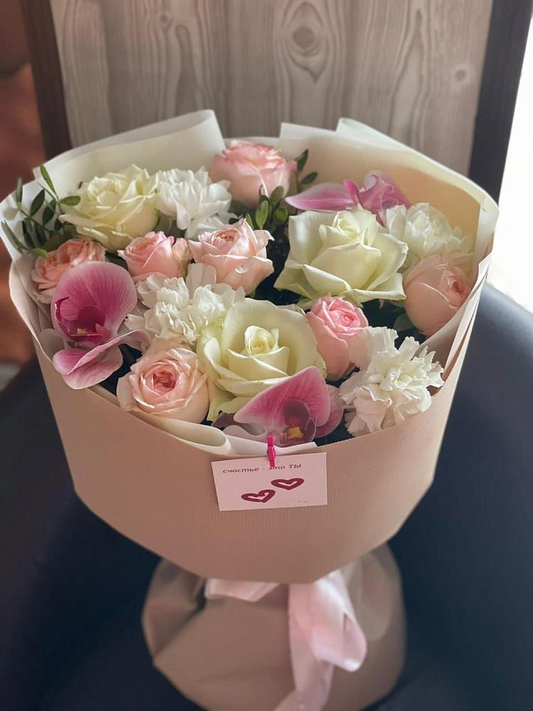 Букет цветов из: Орхидеи, Розы и Гвоздики в Дровосеки