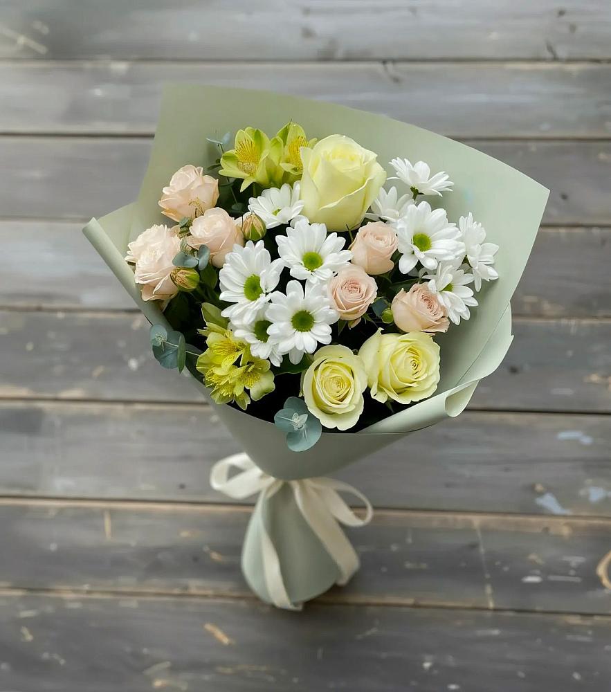 Букет цветов из: Альстромерии, Розы и Хризантемы в Дровосеки