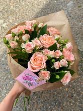 Букет цветов из:  Розы #REPLACE_PRED# Дровосеки