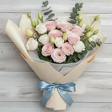 Букет цветов из:  Лизиантусы в Дровосеки