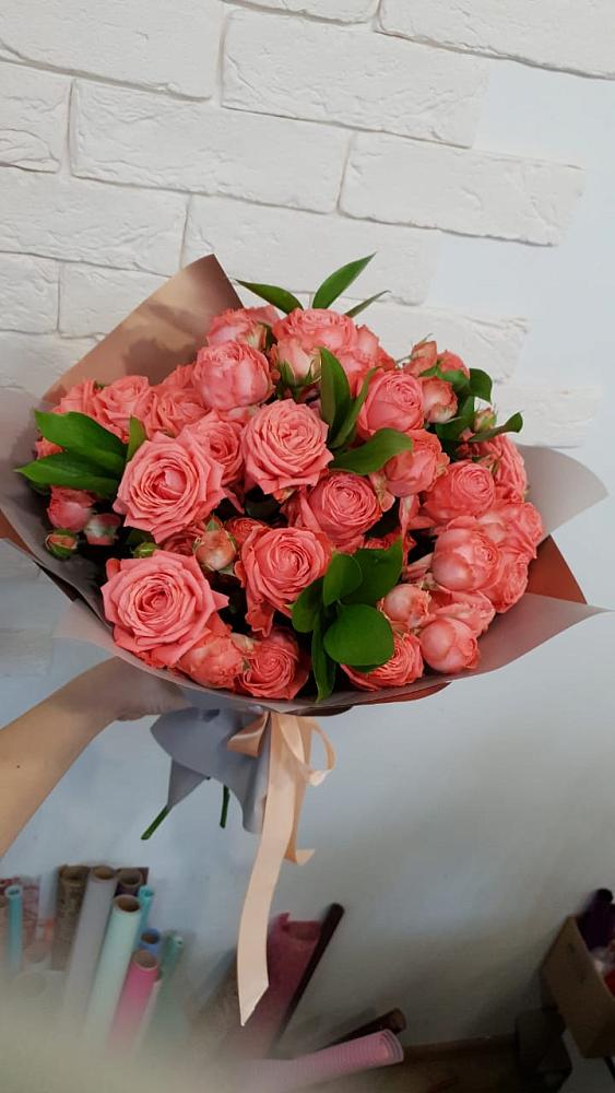 Букет цветов из: Розы в Дровосеки