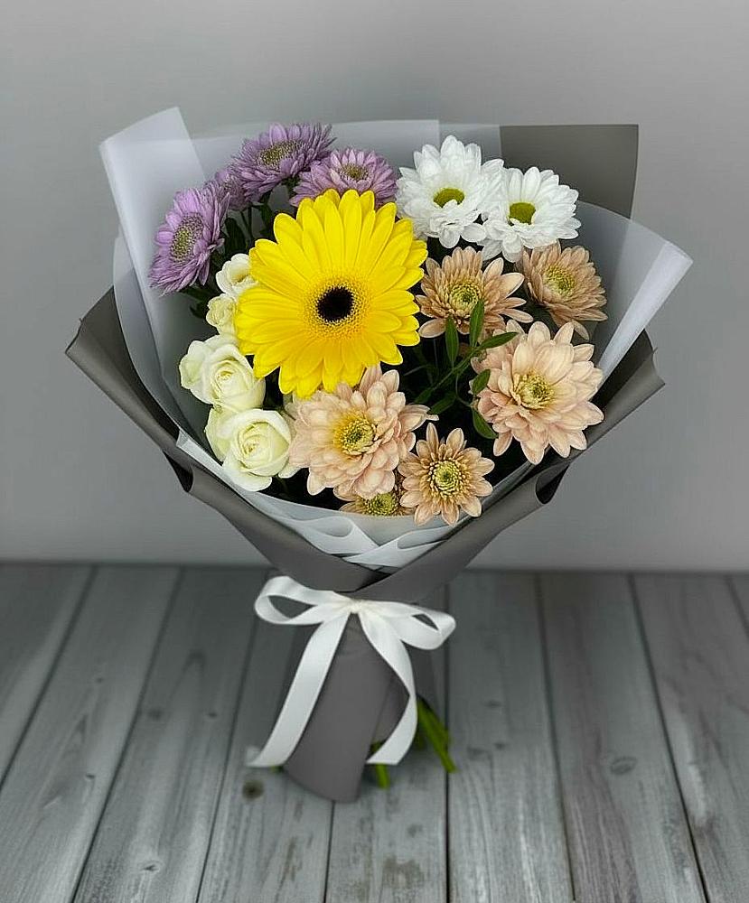 Букет цветов из: Розы, Герберы и Хризантемы в Дровосеки