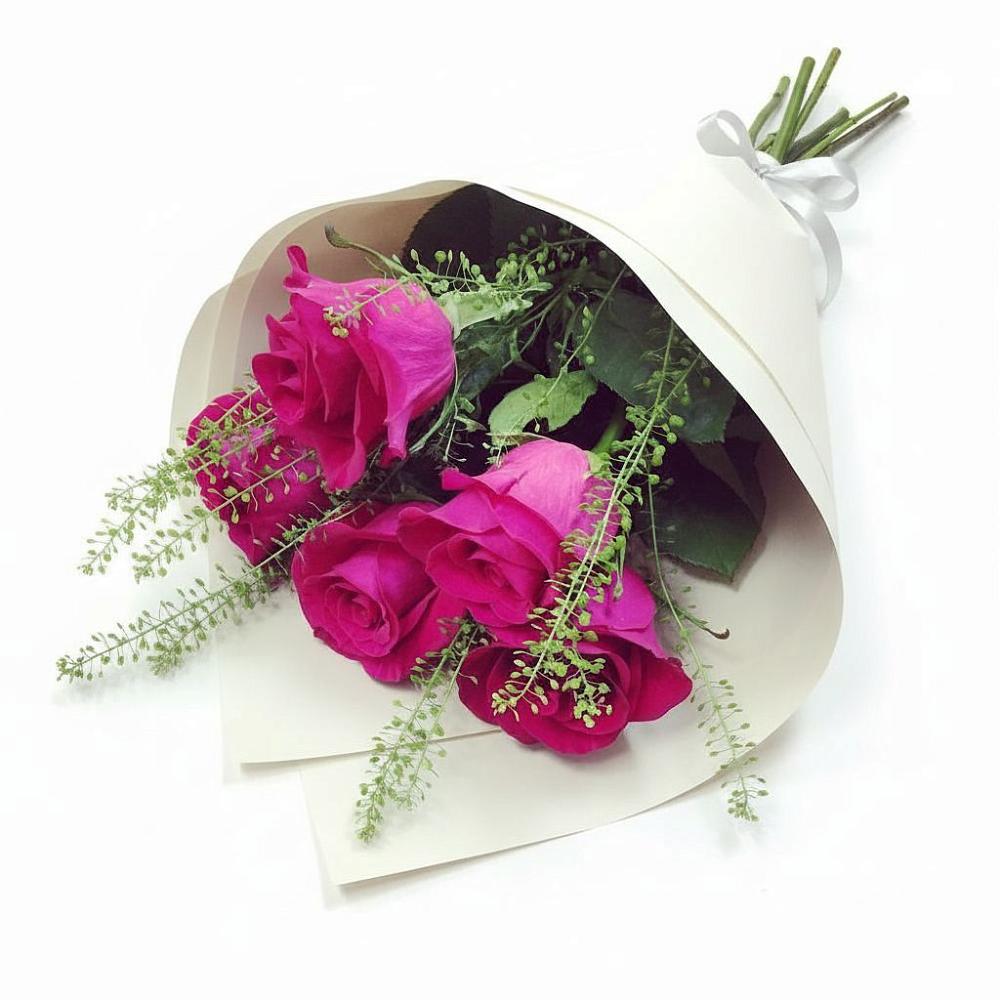 Букет цветов из: Розы в Дровосеки