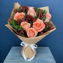Букет цветов из:  Розы и Альстромерии в Дровосеки