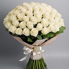 Букет 101 беля роза Белоснежка в Дровосеки