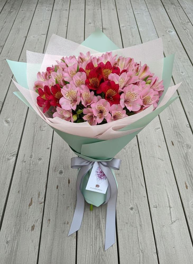 Букет цветов из: Альстромерии в Дровосеки