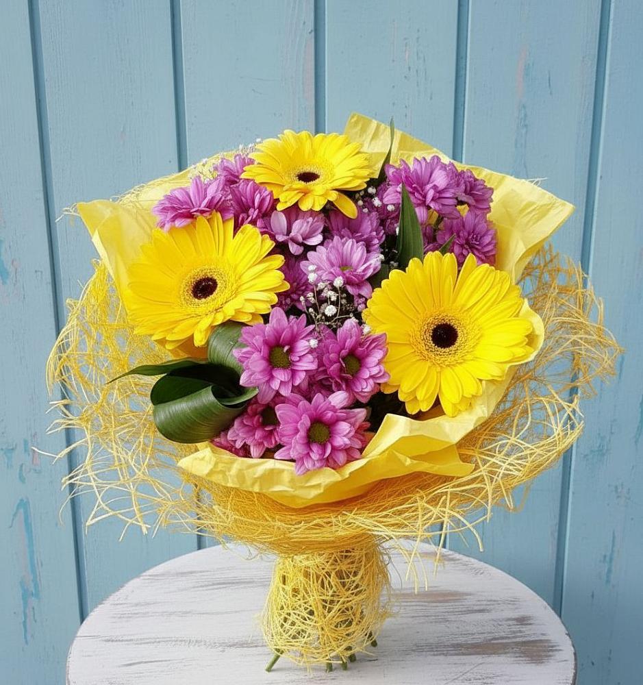 Букет цветов из: Хризантемы и Герберы в Дровосеки