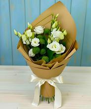 Букет цветов из:  Хризантемы и Лизиантусы #REPLACE_PRED# Дровосеки