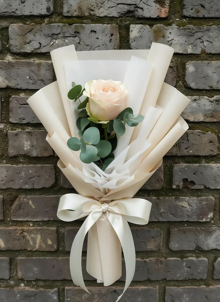 Букет цветов из: Розы в Дровосеки