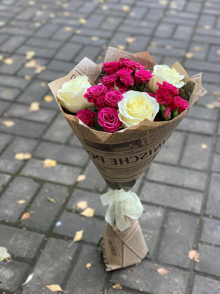 Букет цветов из: Розы в Дровосеки