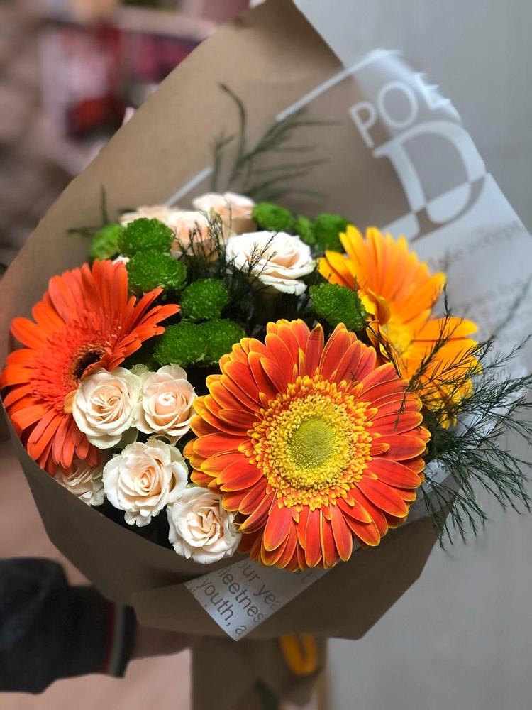 Букет цветов из: Герберы, Хризантемы и Розы в Дровосеки