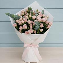 Букет цветов из:  Розы в Дровосеки