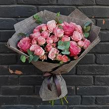 Букет цветов из:  Розы в Дровосеки